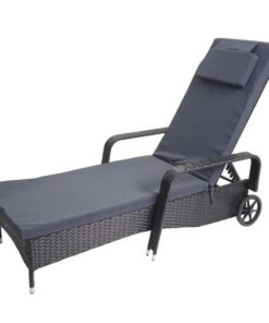 Transat de jardin en poly rotin anthracite avec housse grise pour un moment de détente